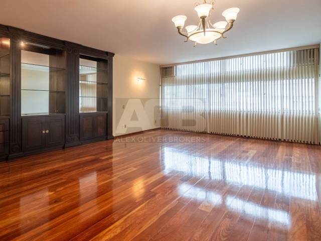 Venda em Copacabana - Rio de Janeiro