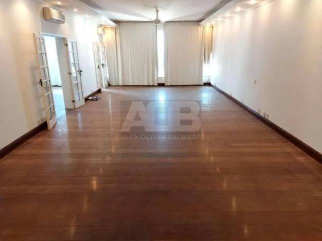 #54 - Apartamento para Venda em Rio de Janeiro - RJ