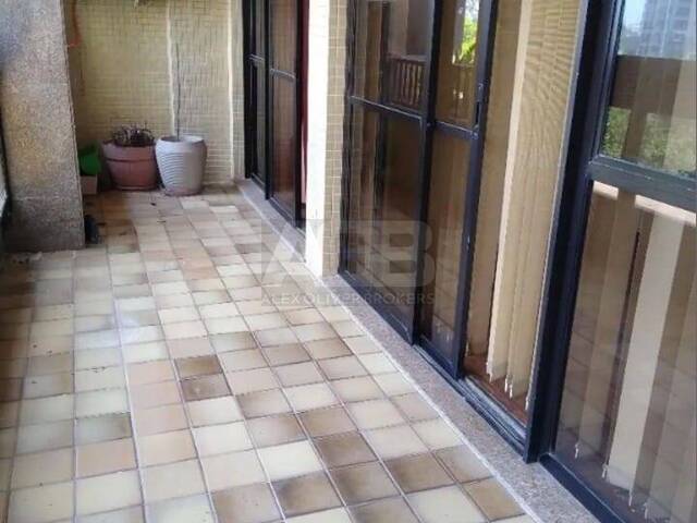 #82 - Apartamento para Venda em Rio de Janeiro - RJ