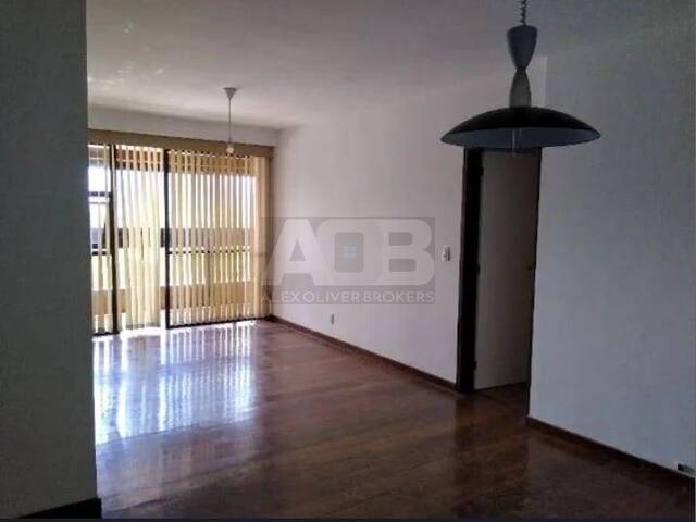 #82 - Apartamento para Venda em Rio de Janeiro - RJ