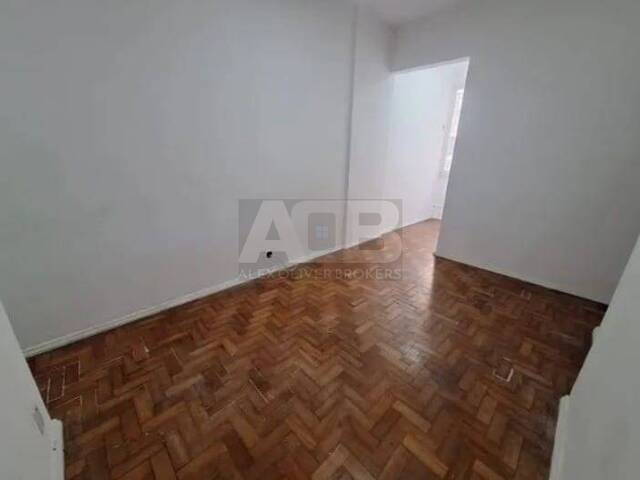 #83 - Apartamento para Venda em Rio de Janeiro - RJ