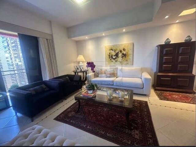 #94 - Apartamento para Venda em Rio de Janeiro - RJ