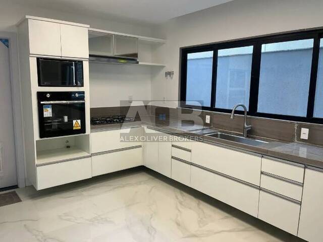 #150 - Casa para Venda em Rio de Janeiro - RJ