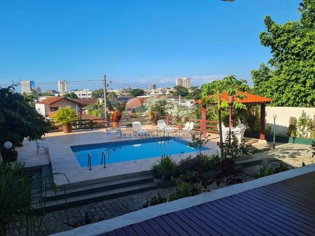 #156 - Casa para Venda em Rio de Janeiro - RJ