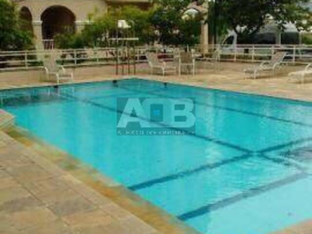 #161 - Apartamento para Venda em Rio de Janeiro - RJ