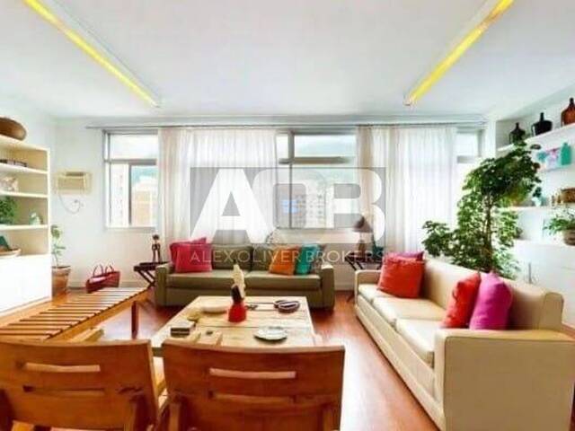 Apartamento para Venda em Rio de Janeiro - 2