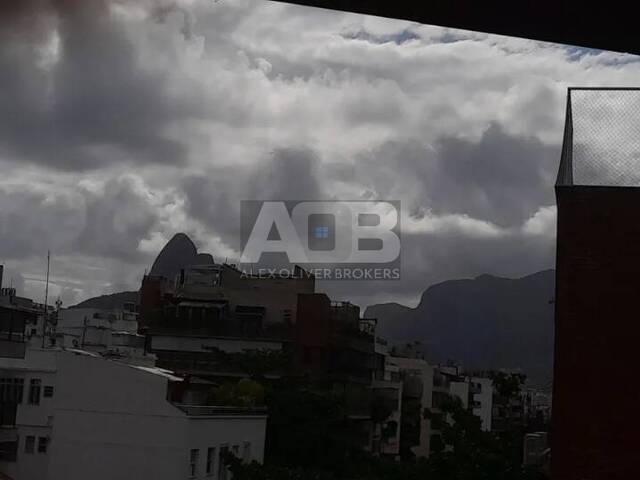 #182 - Apartamento para Venda em Rio de Janeiro - RJ