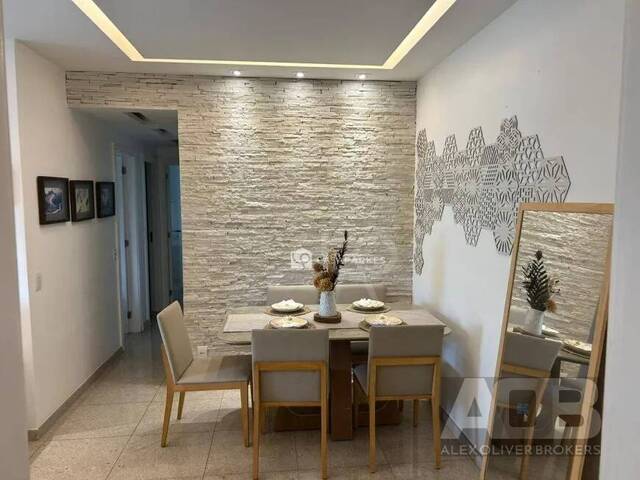 Apartamento para Venda em Rio de Janeiro - 2