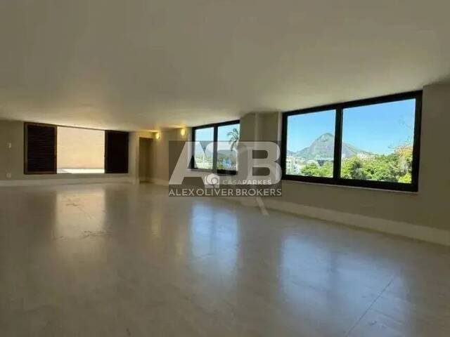 Apartamento para Venda em Rio de Janeiro - 2