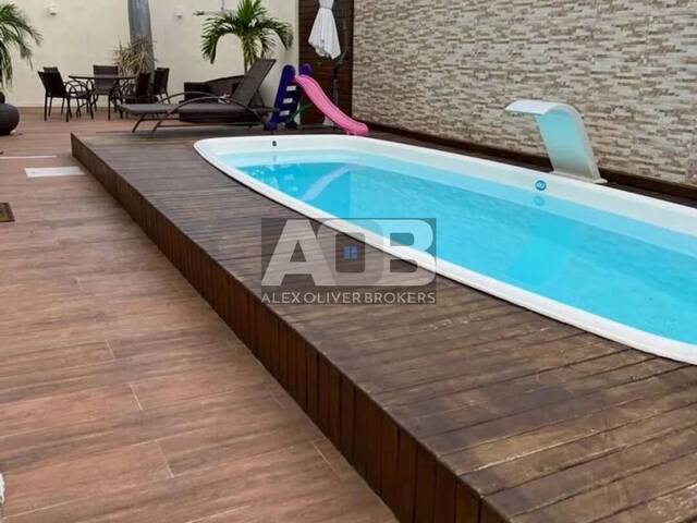 Casa para Venda em Rio de Janeiro - 2