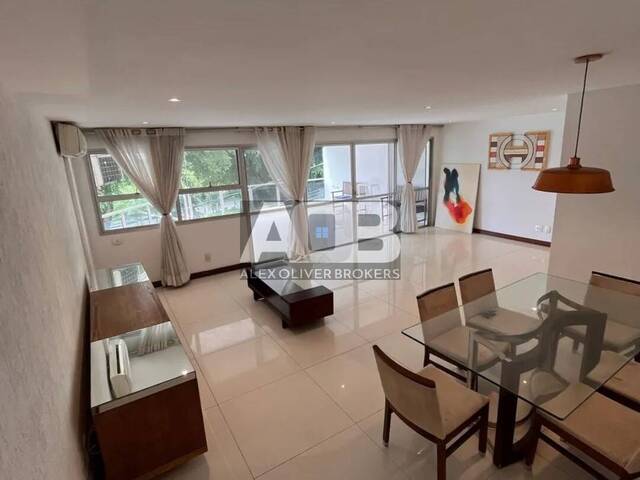 Apartamento para Venda em Rio de Janeiro - 2