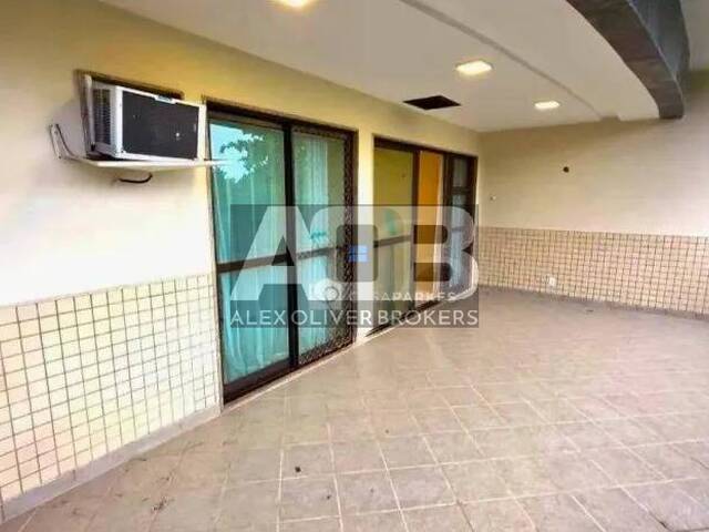 #354 - Apartamento para Venda em Rio de Janeiro - RJ