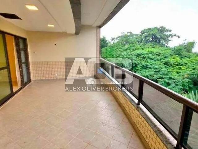 #354 - Apartamento para Venda em Rio de Janeiro - RJ