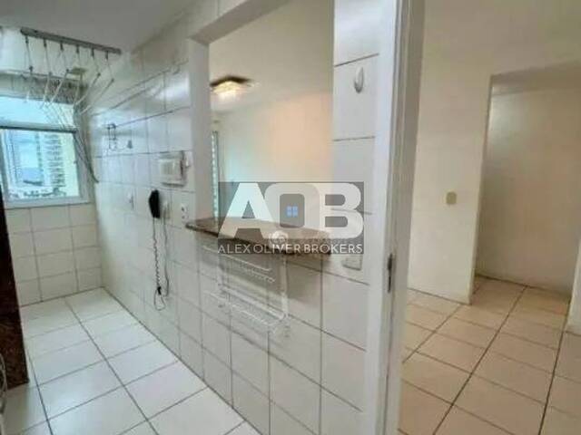#355 - Apartamento para Venda em Rio de Janeiro - RJ