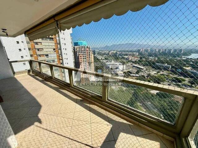 #358 - Apartamento para Venda em Rio de Janeiro - RJ