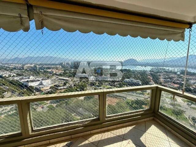 #358 - Apartamento para Venda em Rio de Janeiro - RJ