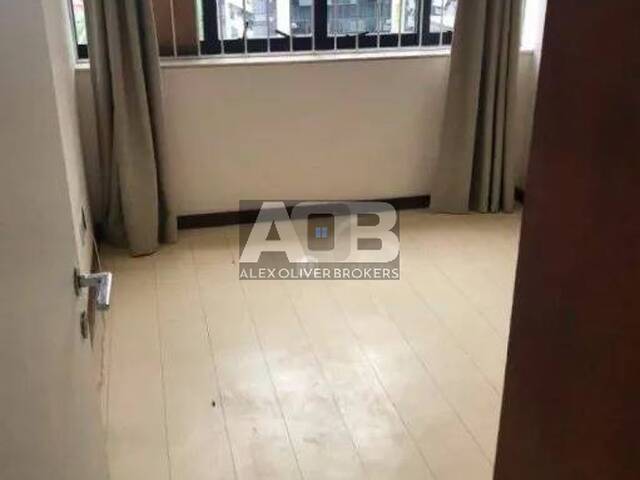#371 - Apartamento para Venda em Rio de Janeiro - RJ