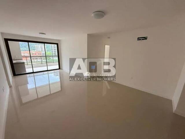 Apartamento para Locação em Rio de Janeiro - 2