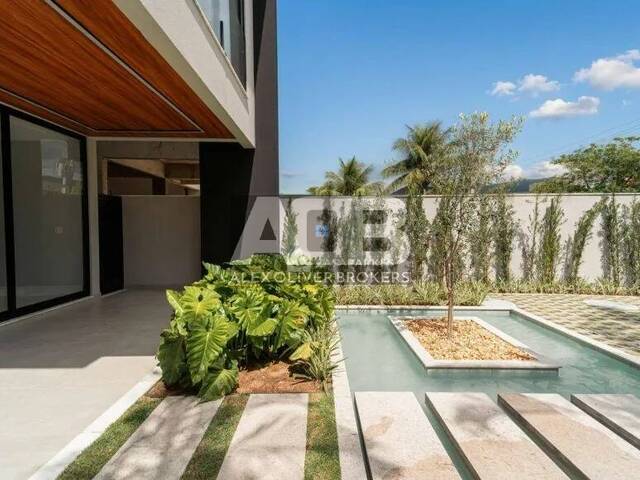 #457 - Casa para Venda em Rio de Janeiro - RJ