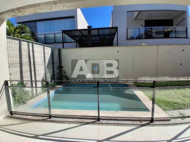 #469 - Casa para Venda em Rio de Janeiro - RJ
