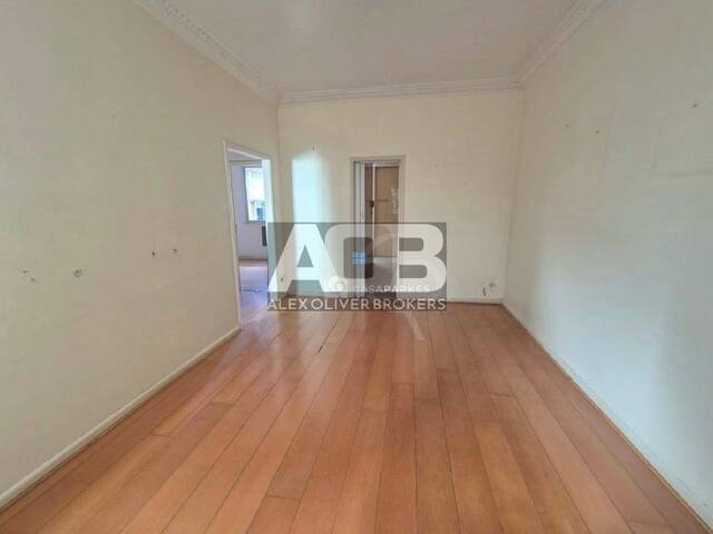 #477 - Apartamento para Venda em Rio de Janeiro - RJ