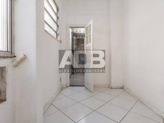 #501 - Apartamento para Venda em Rio de Janeiro - RJ