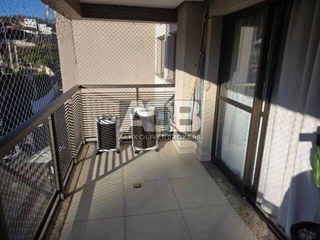#511 - Apartamento para Venda em Rio de Janeiro - RJ