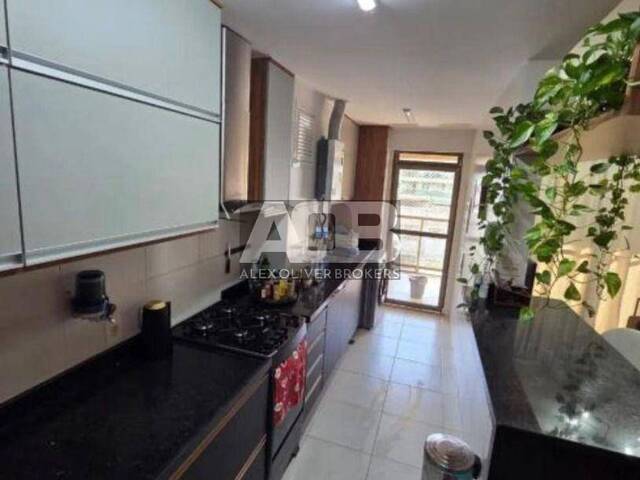 #511 - Apartamento para Venda em Rio de Janeiro - RJ