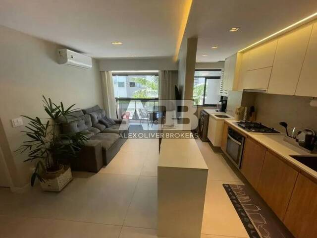 #523 - Apartamento para Venda em Rio de Janeiro - RJ
