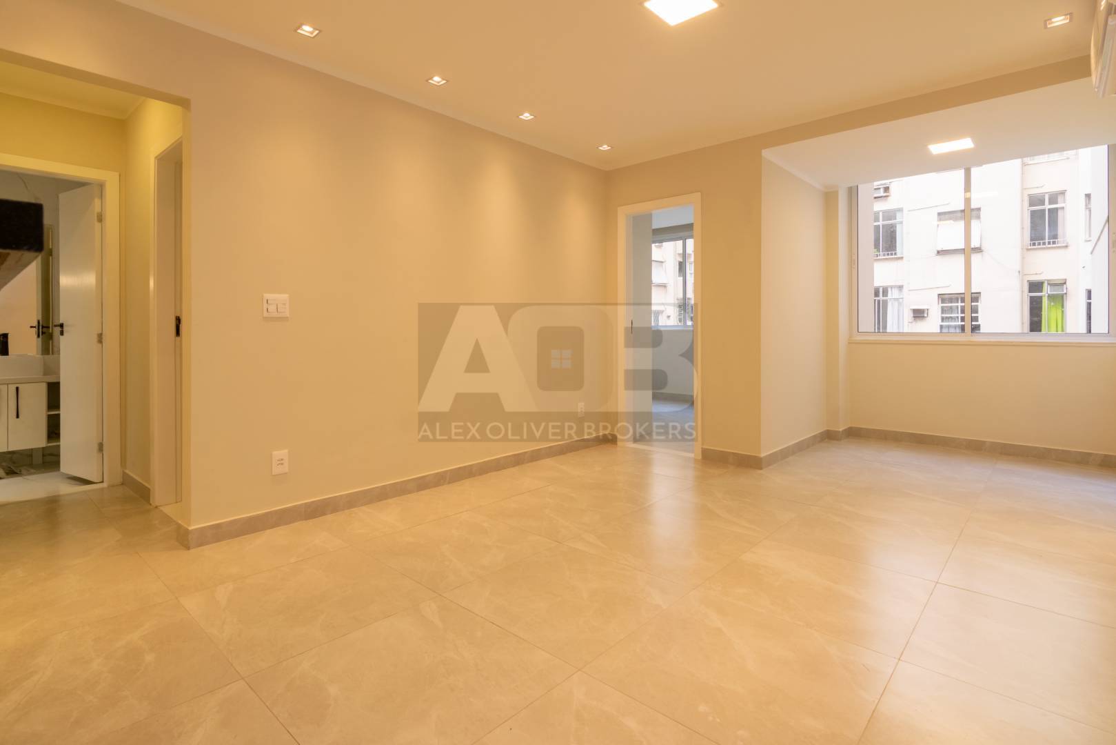 Apartamento, 2 quartos, 75 m² - Foto 2