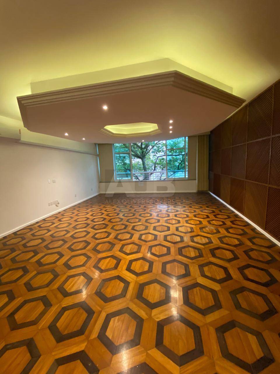 Apartamento, 4 quartos, 219 m² - Foto 2