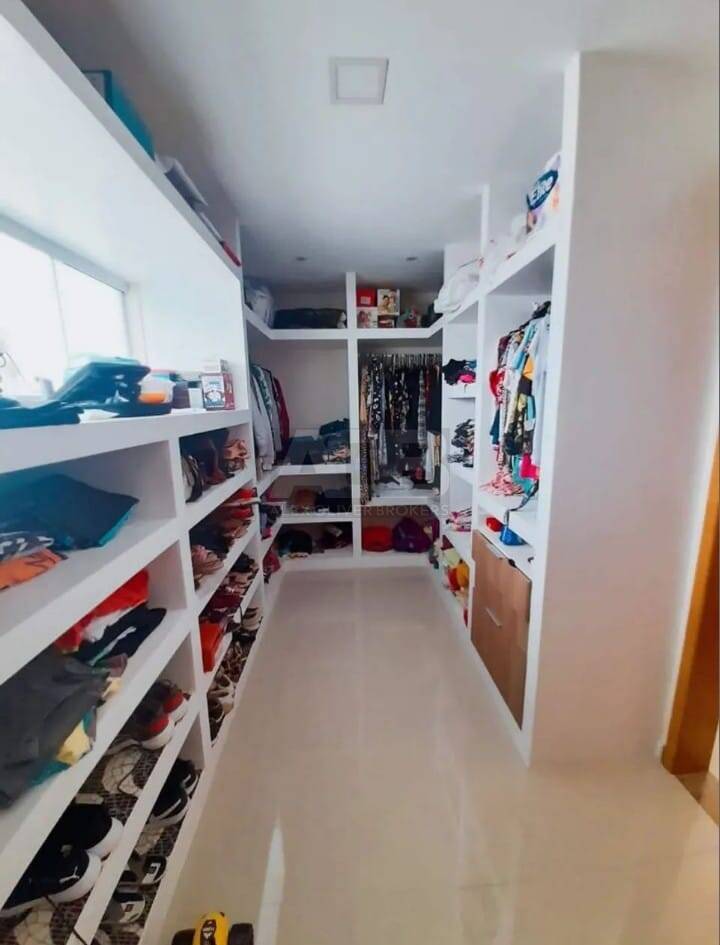 Casa, 4 quartos, 350 m² - Foto 15