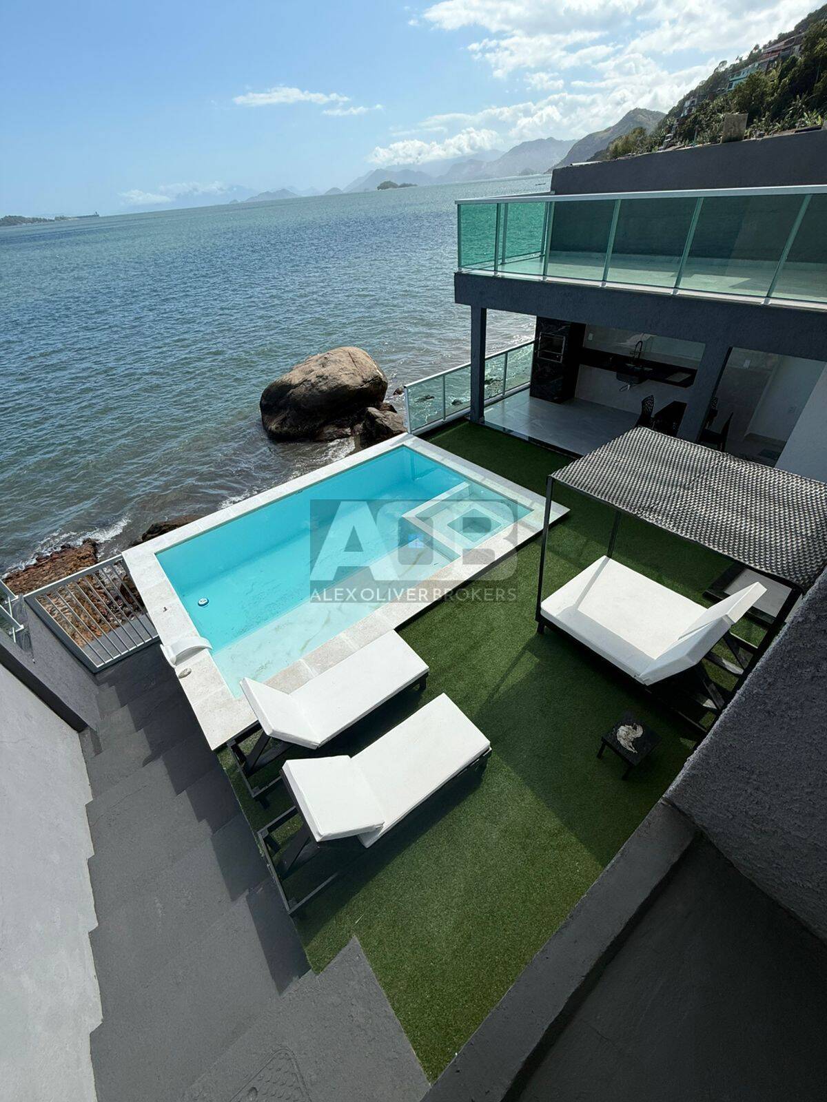 Casa, 2 quartos, 150 m² - Foto 1