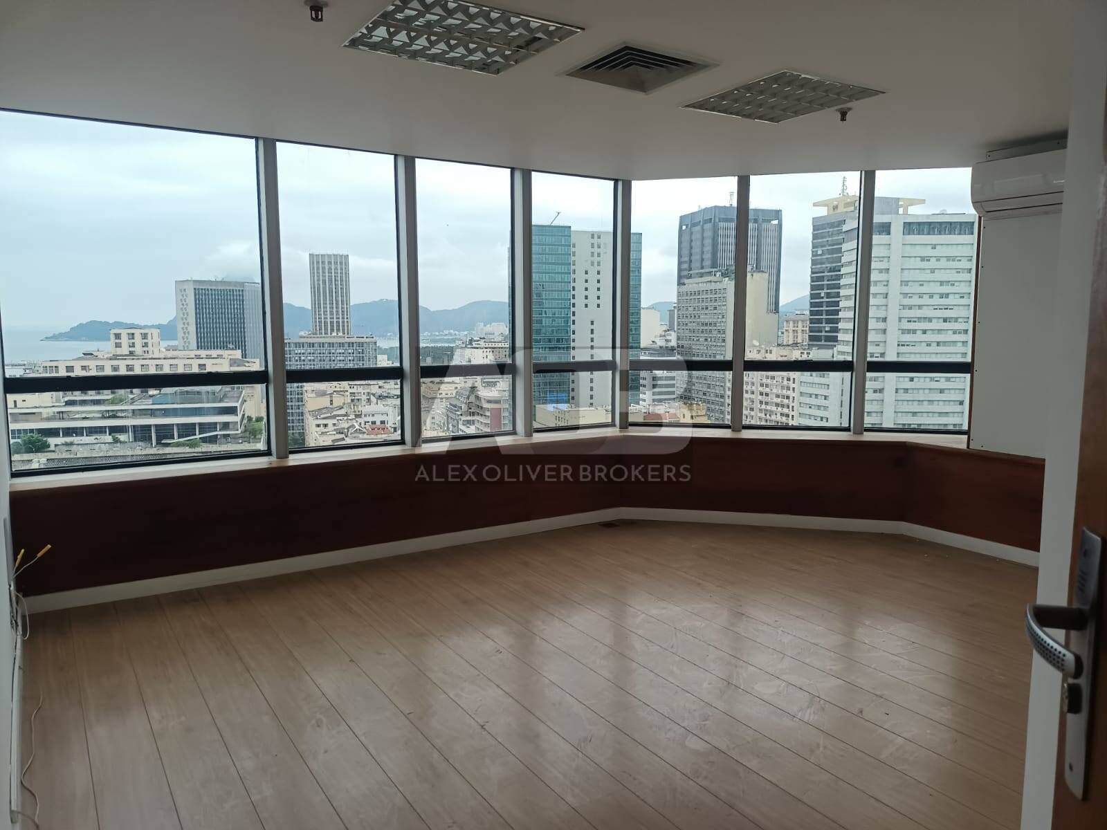 Loja-Salão, 190 m² - Foto 1