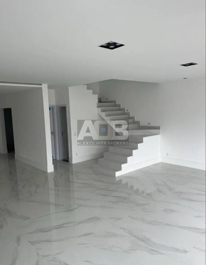 Casa, 3 quartos, 350 m² - Foto 2