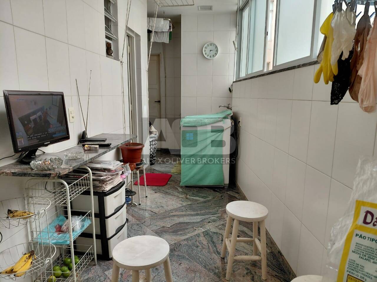 Apartamento de 3 quartos à venda em Copacabana, 218m2, 1vaga, 1 por andar.