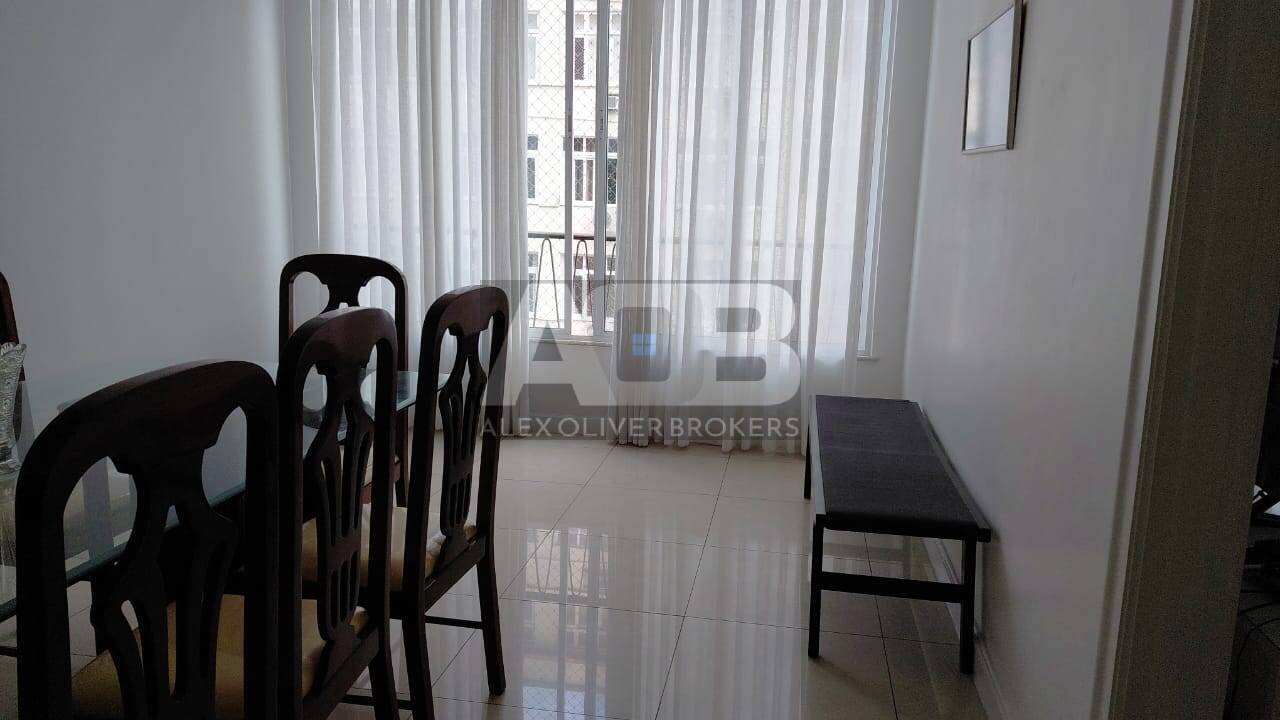 Apartamento de 3 quartos à venda em Copacabana, 218m2, 1vaga, 1 por andar.