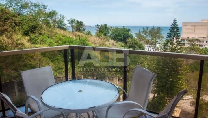 Apartamento de 3 quartos à venda em Ipanema, 140m2, 2 vagas, Vista Mar!