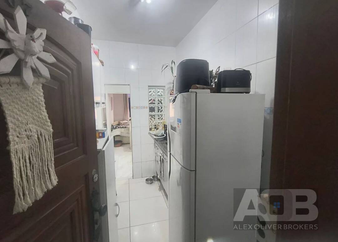 Apartamento quarto e sala à venda em Copacabana, Posto 6, pronto pra AirBnb