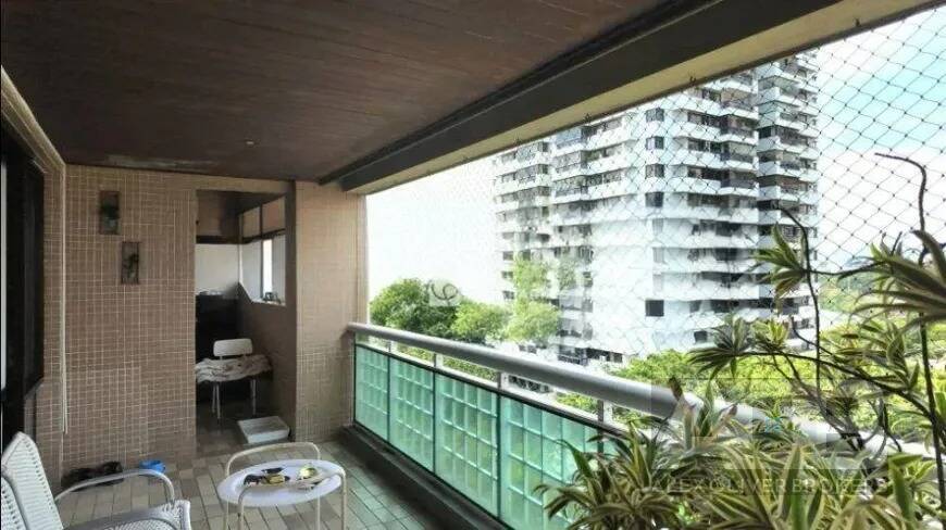 Apartamento, 3 quartos, 140 m² - Foto 1
