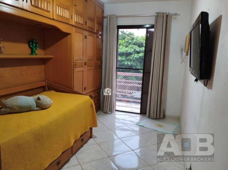 Casa, 3 quartos, 225 m² - Foto 6
