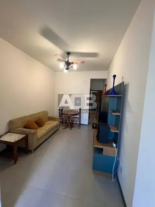 Apartamento de 2 quartos à venda em Copacabana, Barata Ribeiro.