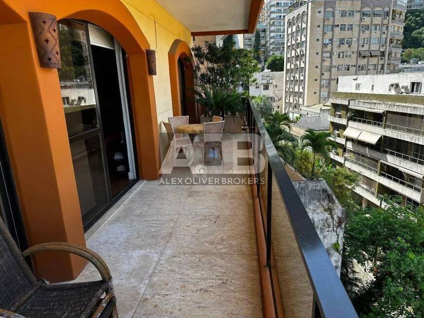 Apartamento, 3 quartos, 253 m² - Foto 11