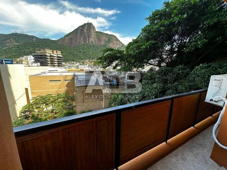 Apartamento, 3 quartos, 253 m² - Foto 2