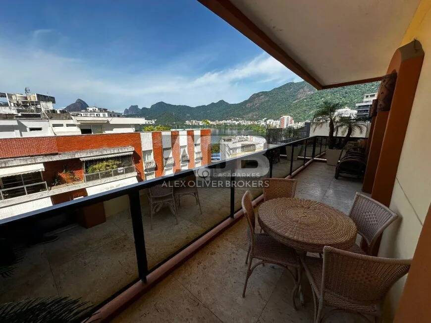 Apartamento, 3 quartos, 253 m² - Foto 1