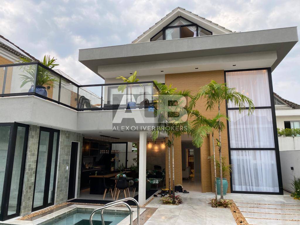 Casa à venda no Arte Life, 267m², 4 Quartos, 2 Vaga, 6 Banheiros.