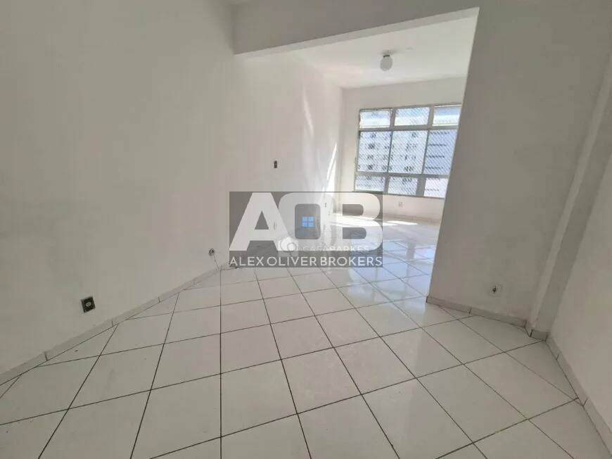 Apartamento Quarto e sala à venda, 34m² - Copacabana.