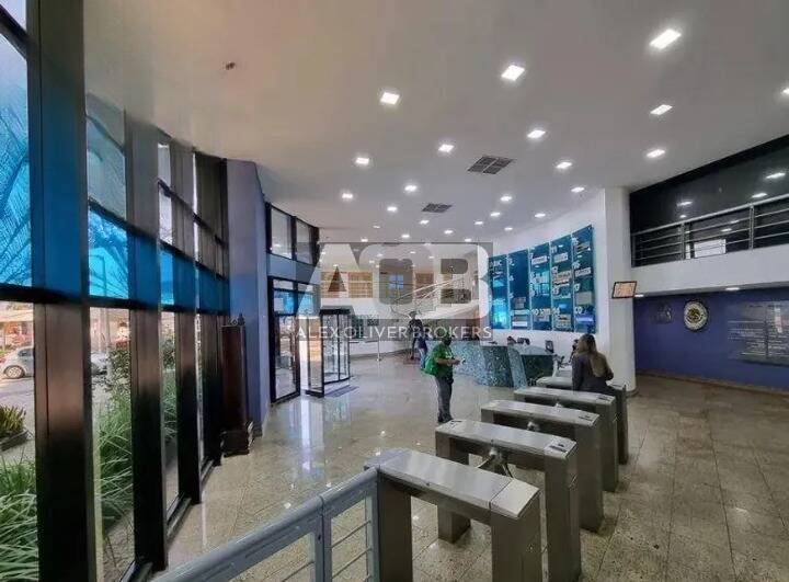 Conjunto Comercial de 234m2 para Alugar, 2vagas, na Av. Atlântica.