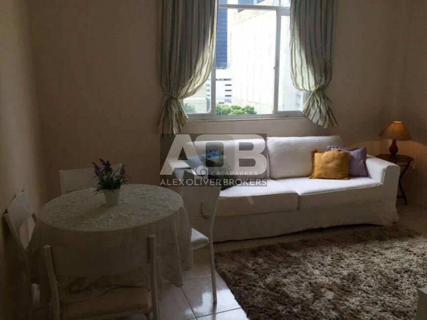 Apartamento com 2 Quartos à venda, 70m² - Centro