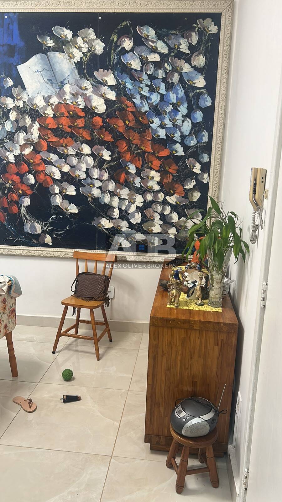 Apartamento de 1 quarto e sala com 41 m², à venda em Copacabana.